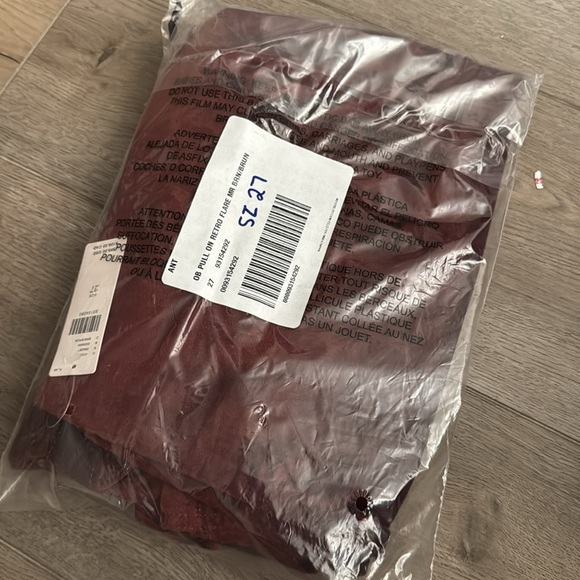 Anthropologie Pilcro Chestnut Pull-On Mid-Rise Retro Flare Velvet Jeans 🍬 - Picture 6 of 6